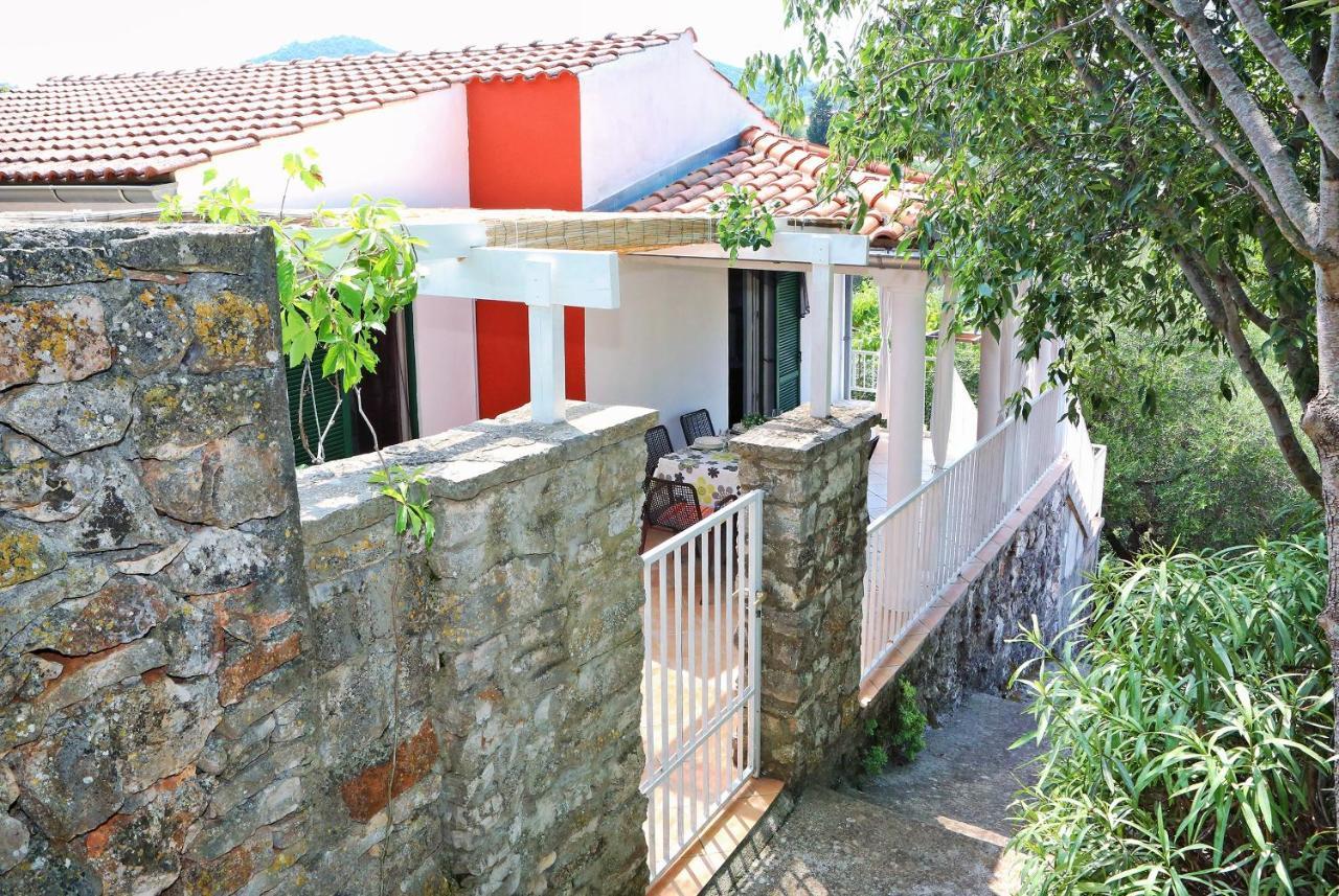 Seaside Holiday House Sali, Dugi Otok - 16128 Bagian luar foto