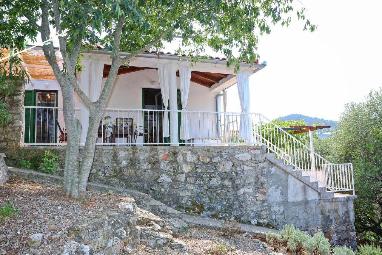 Seaside Holiday House Sali, Dugi Otok - 16128 Bagian luar foto
